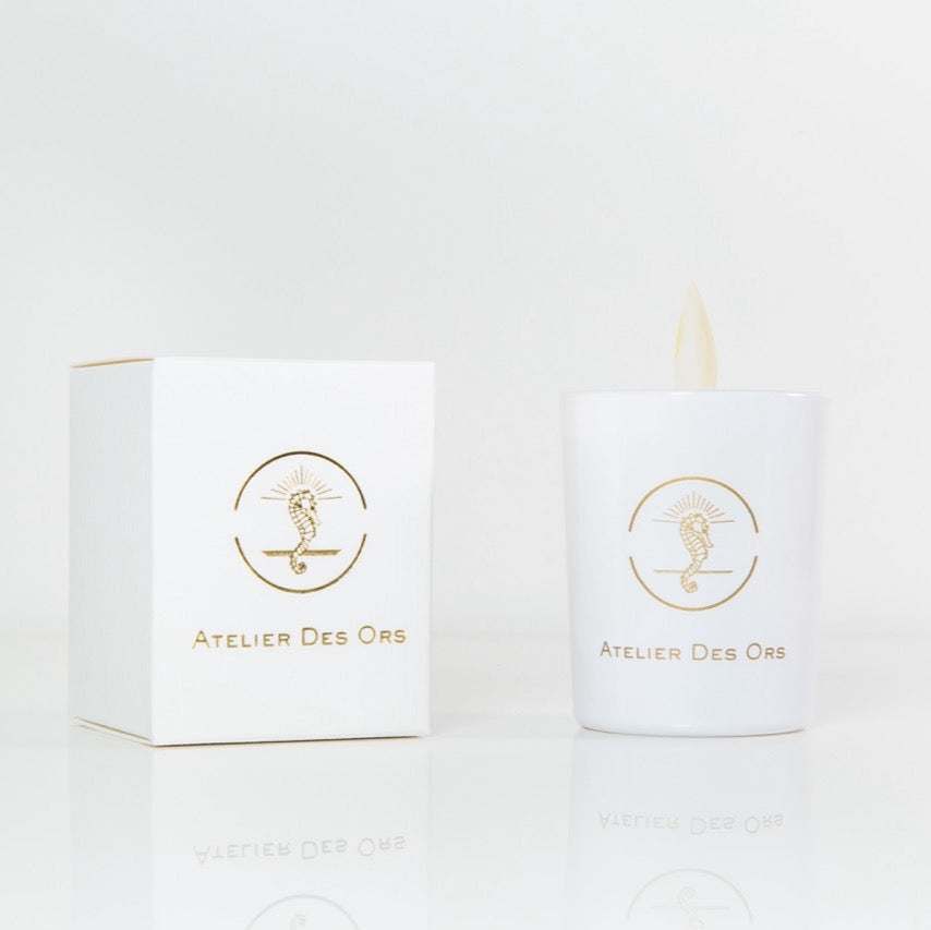 Candle Nuda Veritas